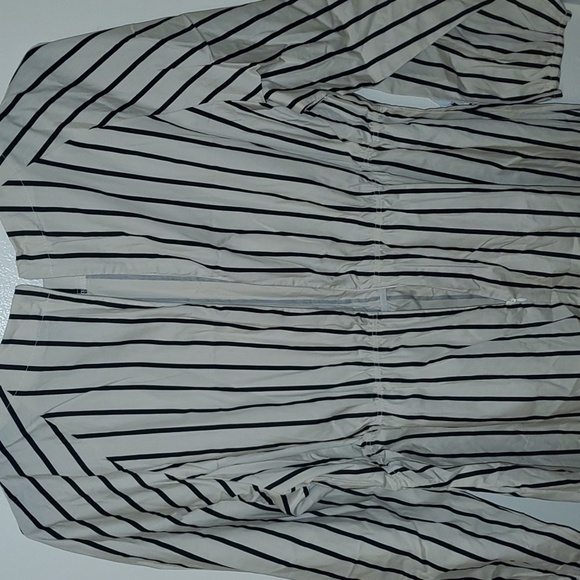 SHEIN CURVE 2XL SHORT DRESS LONG SLEEVES BEIGE WITH BLACK STRIPES - Picture 15 of 16